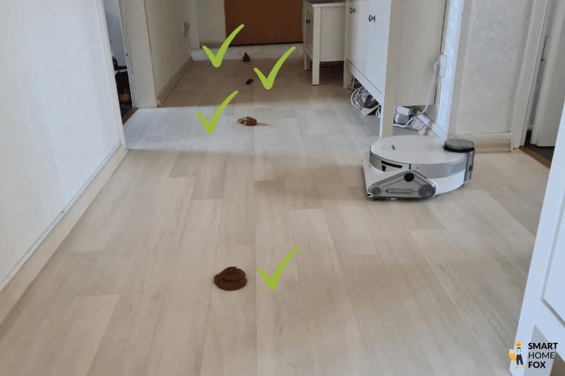 Das Testergebnis des Samsung Jet Bot AI+ bei der Objekterkennung von Tierkot ist zu sehen.